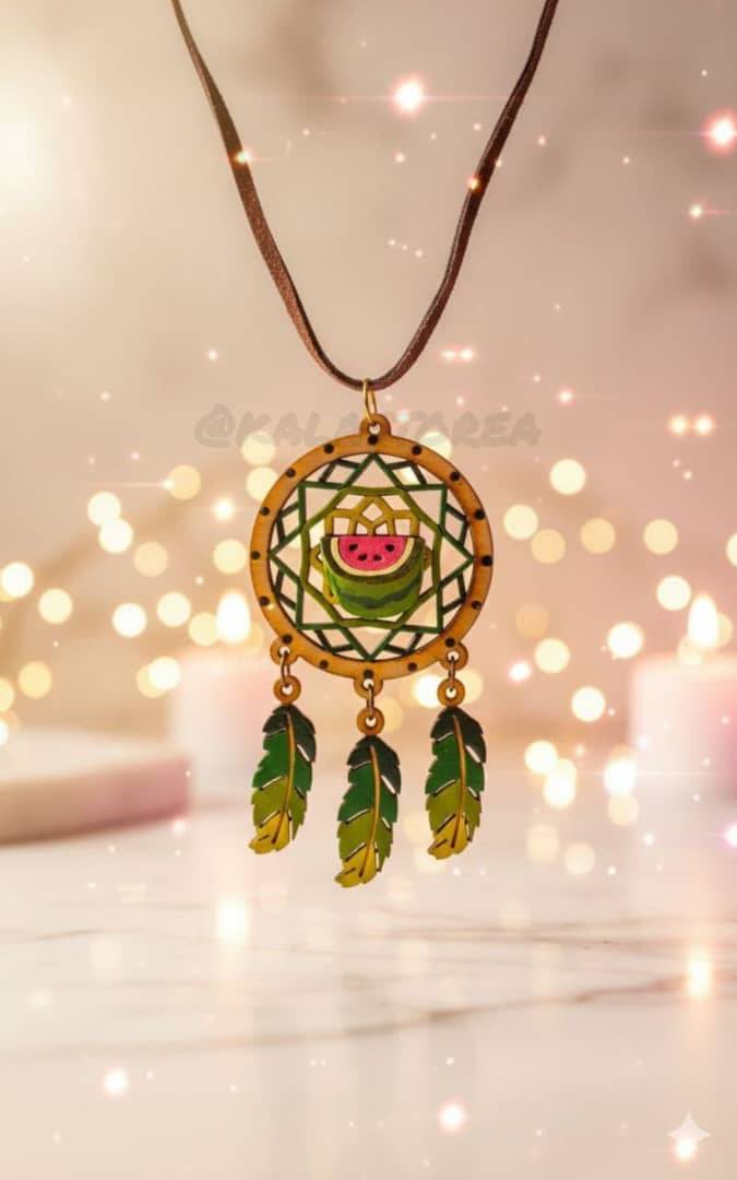 گردنبند طرح دریم‌کچر یلدایی با نماد هندوانه
